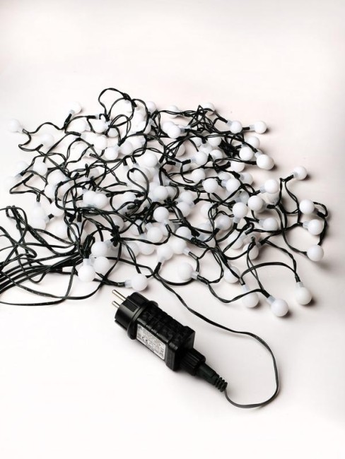 Гирлянда светодиодная "Шарики" 100LED син. 2.4см наружняя соединяемая до 3мод. SHLights 4690601004321 Гирлянда светодиодная "Шарики" 100LED син. 2.4см наружняя соединяемая до 3мод. SHLights 4690601004321