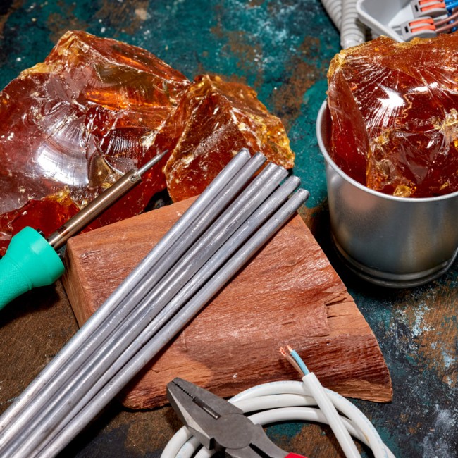 Припой пруток ПОС-40, Ø8мм, длина 400мм, ГОСТ 21931-76, олово 40%, свинец 60% (упак. 5 кг) REXANT Припой пруток ПОС-40, Ø8мм, длина 400мм, ГОСТ 21931-76, олово 40%, свинец 60% (упак. 5 кг) REXANT