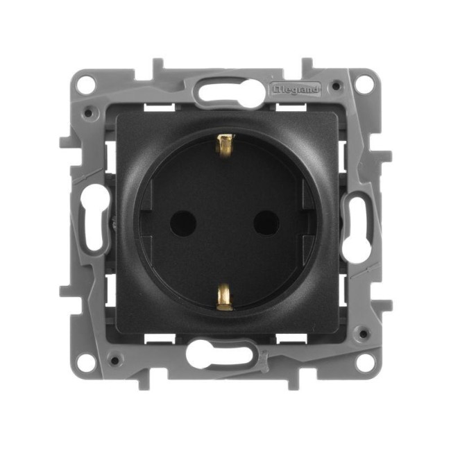 Розетка 1-м СП Etika 16А IP31 250В 2P+E с заземл. защ. шторки немецк. стандарт винтов. клеммы механизм антрацит IEK 672622 Розетка 1-м СП Etika 16А IP31 250В 2P+E с заземл. защ. шторки немецк. стандарт винтов. клеммы механизм антрацит IEK 672622