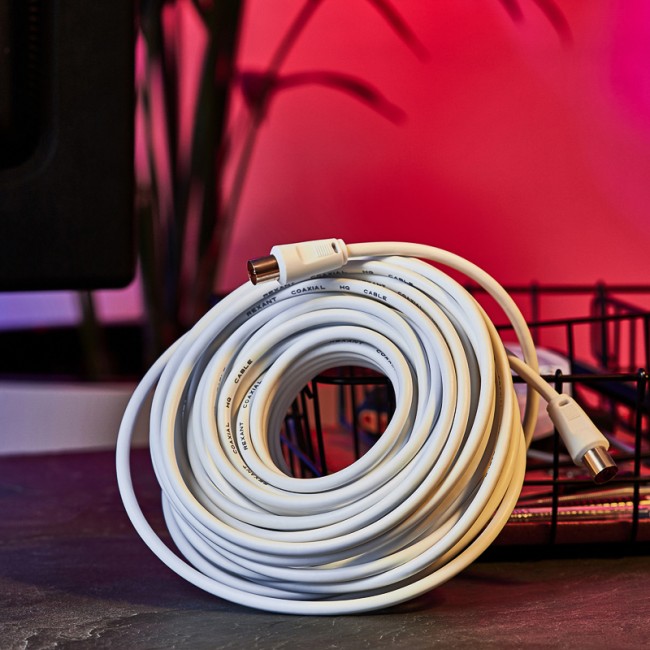 Шнур ТВ гнездо - ТВ штекер, 15м, белый REXANT Шнур ТВ гнездо - ТВ штекер, 15м, белый REXANT