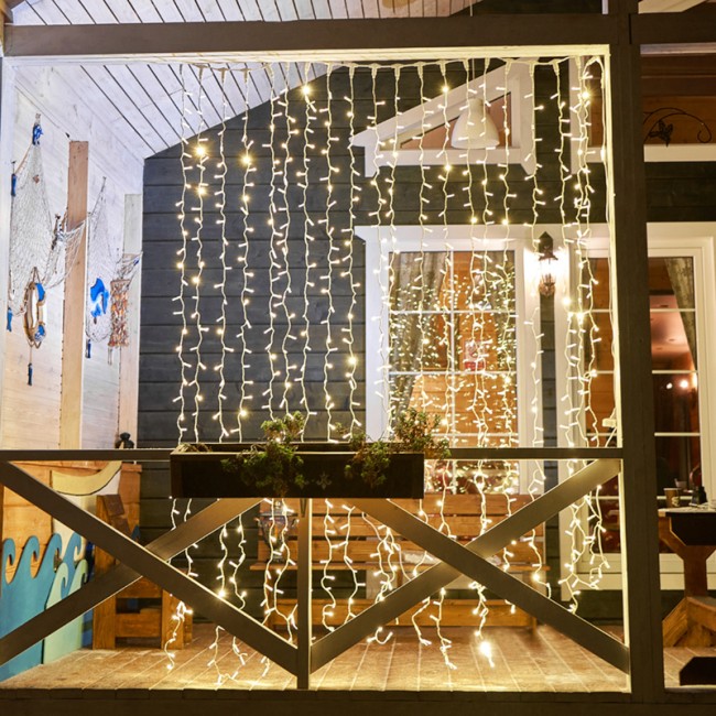 Гирлянда Светодиодный Дождь 2х3 м, 600 LED ТЕПЛЫЙ БЕЛЫЙ, белый ПВХ, IP65, эффект мерцания, 230В соединяется NEON-NIGHT (нужен шнур питания 303-500-1)