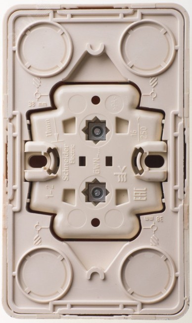 ЭТЮД Розетка двойная наружная без заземления без шторок Сосна ЭТЮД Розетка двойная наружная без заземления без шторок Сосна