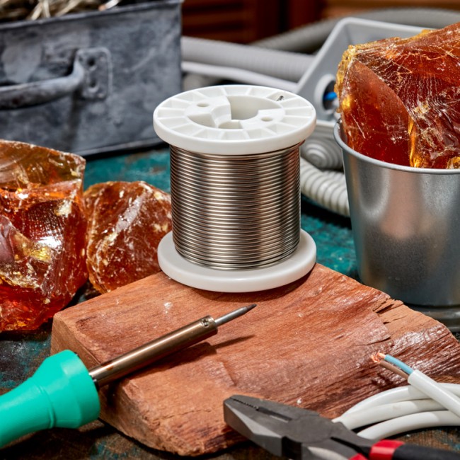 Припой ПОСу 95-5, 500г, Ø2мм, (олово 95%, сурьма 5%), бессвинцовый, ГОСТ 21931-76, катушка REXANT Припой ПОСу 95-5, 500г, Ø2мм, (олово 95%, сурьма 5%), бессвинцовый, ГОСТ 21931-76, катушка REXANT