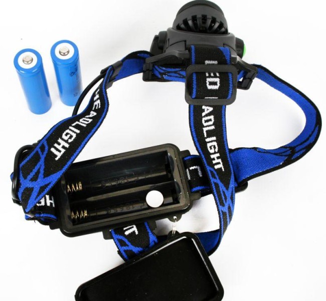 Фонарь аккумуляторный налобный E150 CREE 3Вт фокус 3 режима 220В пластик. черн. (бокс) Ultraflash 12188 Фонарь аккумуляторный налобный E150 CREE 3Вт фокус 3 режима 220В пластик. черн. (бокс) Ultraflash 12188