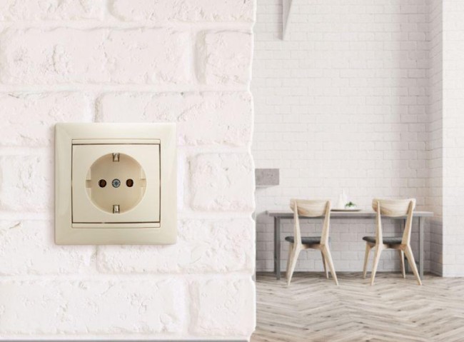 Розетка 1-м СП Valena 16А IP20 с заземл. на винтах механизм сл. кость IEK 774320 Розетка 1-м СП Valena 16А IP20 с заземл. на винтах механизм сл. кость IEK 774320