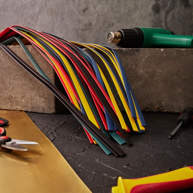 Набор термоусаживаемых трубок ТУТ нг 8,0/4,0мм, пять цветов, упаковка 50 шт. по 1м REXANT Набор термоусаживаемых трубок ТУТ нг 8,0/4,0мм, пять цветов, упаковка 50 шт. по 1м REXANT