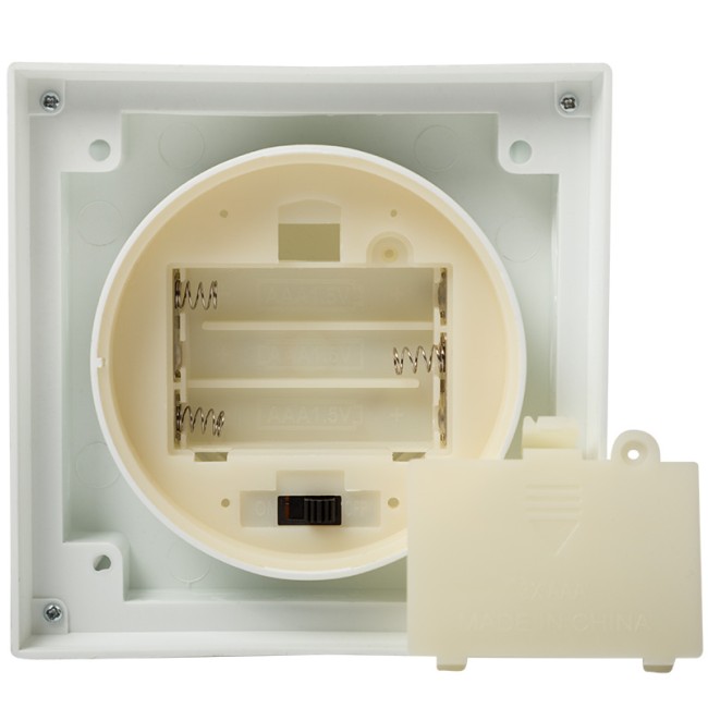 Декоративный фонарь с лампочкой, белый корпус, размер 10,5х10,5х24 см, цвет ТЕПЛЫЙ БЕЛЫЙ Декоративный фонарь с лампочкой, белый корпус, размер 10,5х10,5х24 см, цвет ТЕПЛЫЙ БЕЛЫЙ