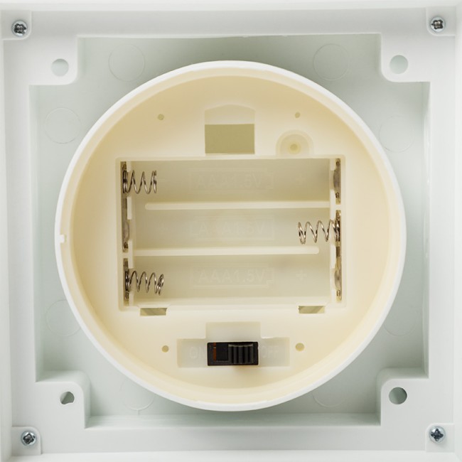 Декоративный фонарь с лампочкой, белый корпус, размер 10,5х10,5х24 см, цвет ТЕПЛЫЙ БЕЛЫЙ Декоративный фонарь с лампочкой, белый корпус, размер 10,5х10,5х24 см, цвет ТЕПЛЫЙ БЕЛЫЙ