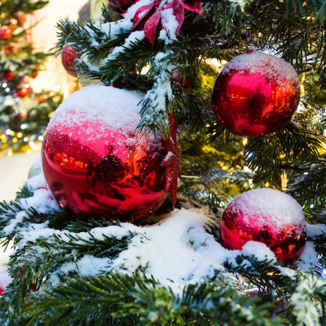 Елочная фигура Шар, 25 см, цвет красный глянцевый Елочная фигура Шар, 25 см, цвет красный глянцевый