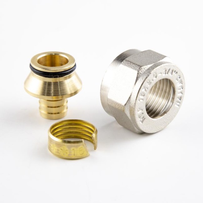 Соединитель евроконус аксиальный латунь 20х28х3/4дюйм жел. RTP 40338 Соединитель евроконус аксиальный латунь 20х28х3/4дюйм жел. RTP 40338