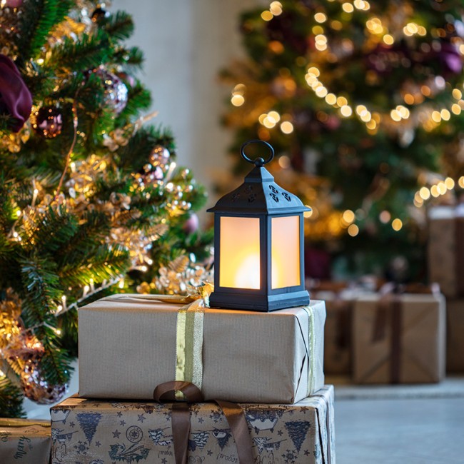 Декоративный фонарь 11х11х22,5 см, черный корпус, теплый белый цвет свечения с эффектом пламени свечи NEON-NIGHT