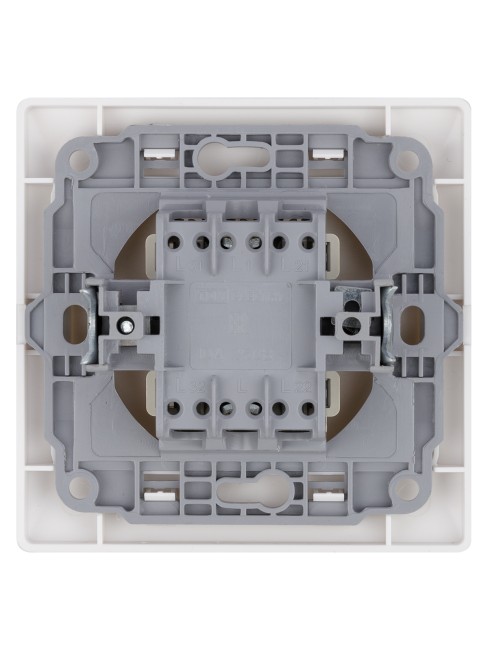 Выключатель 1 кл. 10А белый "Ильмень"   TDM Выключатель 1 кл. 10А белый "Ильмень"   TDM