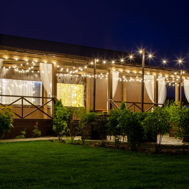 Гирлянда Belt-Light 2 жилы, 50м, шаг 40см, 125 патронов E27, IP65, черный круглый провод NEON-NIGHT Гирлянда Belt-Light 2 жилы, 50м, шаг 40см, 125 патронов E27, IP65, черный круглый провод NEON-NIGHT