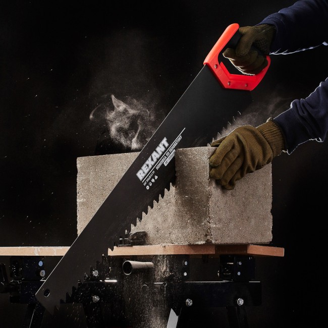 Ножовка по пенобетону 700мм, защитное покрытие, твердосплавные напайки на зубья, двухкомпонентная рукоятка REXANT Ножовка по пенобетону 700мм, защитное покрытие, твердосплавные напайки на зубья, двухкомпонентная рукоятка REXANT