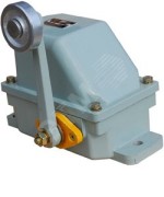 Выключатель концевой КУ-701 рычаг с роликом IP54 Выключатель концевой КУ-701 рычаг с роликом IP54