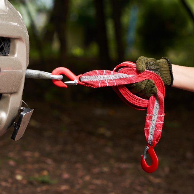 Трос буксировочный REXANT со светоотражающей лентой, 5 т, 4 м, с двумя крюками, в чехле