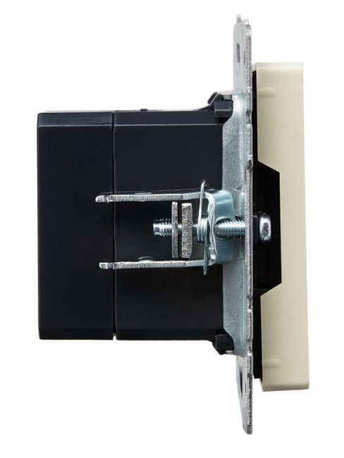 Розетка BRITE USB A+A 3.1А РЮ10-1-БрКр механизм беж. IEK BR-U21-D31-K10 Розетка BRITE USB A+A 3.1А РЮ10-1-БрКр механизм беж. IEK BR-U21-D31-K10