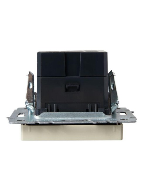 Розетка BRITE USB A+A 3.1А РЮ10-1-БрКр механизм беж. IEK BR-U21-D31-K10 Розетка BRITE USB A+A 3.1А РЮ10-1-БрКр механизм беж. IEK BR-U21-D31-K10