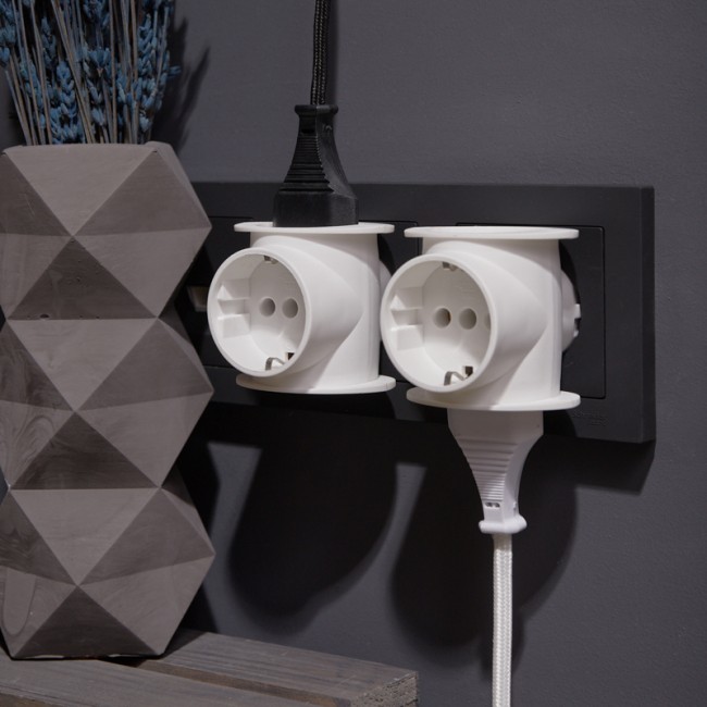 Набор тройников электрических универсальных REXANT 16 А, одно гнездо с заземлением, белый (2 шт./уп.)