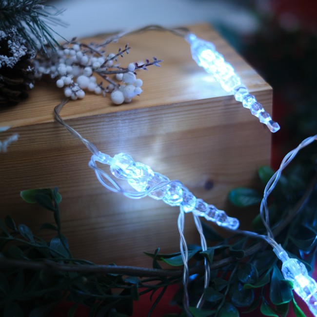 Гирлянда светодиодная Сосульки 1,5 м, 10 LED, прозрачный ПВХ, цвет свечения белый, 2 х АА (батарейки не в комплекте) NEON-NIGHT Гирлянда светодиодная Сосульки 1,5 м, 10 LED, прозрачный ПВХ, цвет свечения белый, 2 х АА (батарейки не в комплекте) NEON-NIGHT