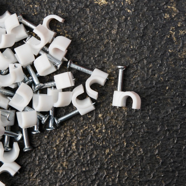 Крепеж кабеля круглый 4 мм, белый (упак. 50 шт)  REXANT