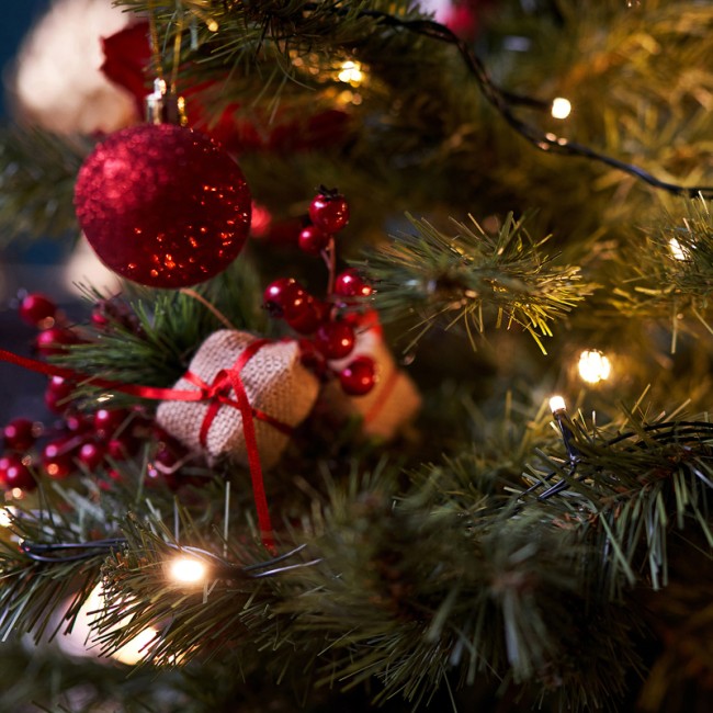 Гирлянда Твинкл Лайт 10 м, темно-зеленый ПВХ, 80 LED, цвет ТЕПЛЫЙ БЕЛЫЙ Гирлянда Твинкл Лайт 10 м, темно-зеленый ПВХ, 80 LED, цвет ТЕПЛЫЙ БЕЛЫЙ