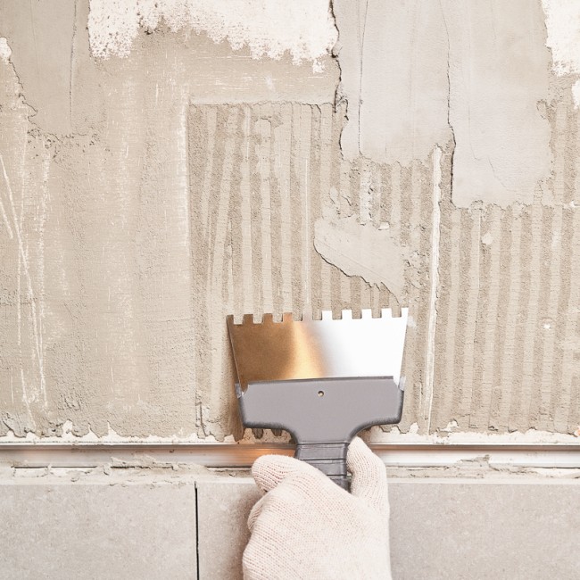 Шпатель фасадный REXANT 150 мм зуб 8х8 нержавеющая сталь, пластмассовая ручка