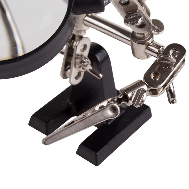 Держатель Третья рука, 2 зажима, лупа 60мм (2.5х), основание чугун REXANT Держатель Третья рука, 2 зажима, лупа 60мм (2.5х), основание чугун REXANT