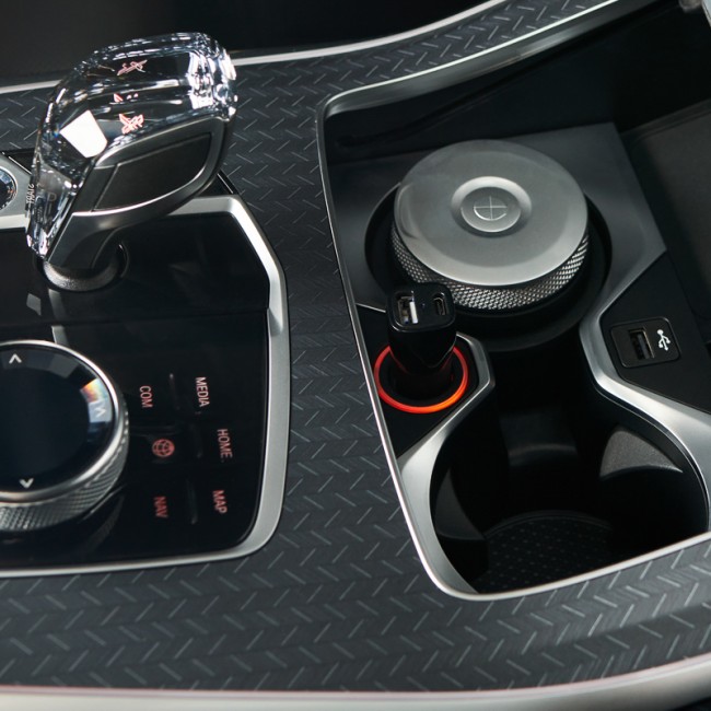 Зарядное устройство в прикуриватель REXANT USB x Type-C, 18W, с Quick charge, черное