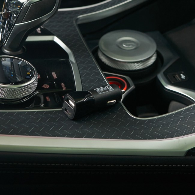 Зарядное устройство в прикуриватель REXANT USB x Type-C, 18W, с Quick charge, черное