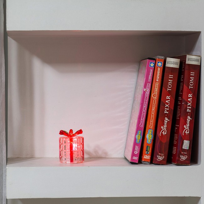 Фигура светодиодная на подставке Новогодний подарок, RGB Фигура светодиодная на подставке Новогодний подарок, RGB