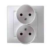 Розетка 2-м СП Simon15 16А IP20 250В без заземл. винт. клеммы бел. Simon 1590457-030 Розетка 2-м СП Simon15 16А IP20 250В без заземл. винт. клеммы бел. Simon 1590457-030