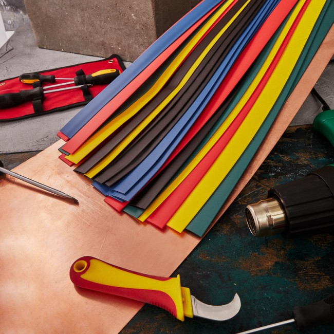 Набор термоусаживаемых трубок ТУТ нг 20,0/10,0мм, пять цветов, упаковка 25 шт. по 1м REXANT Набор термоусаживаемых трубок ТУТ нг 20,0/10,0мм, пять цветов, упаковка 25 шт. по 1м REXANT