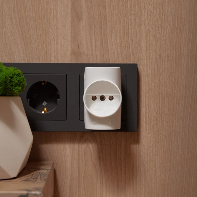 Тройник электрический 10 А без заземления белый REXANT