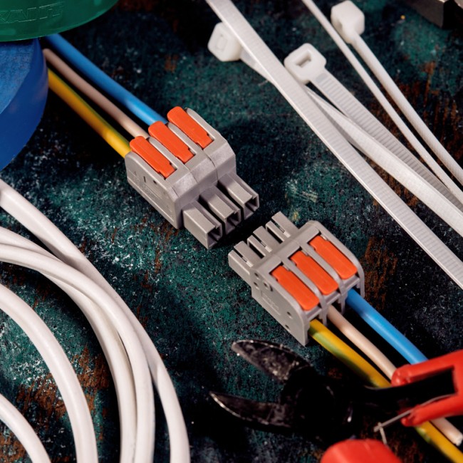 Клемма СМК 222-423R проходная разъемная 3 полюса серая 0,2-2,5/4мм² (40 шт/уп) REXANT Клемма СМК 222-423R проходная разъемная 3 полюса серая 0,2-2,5/4мм² (40 шт/уп) REXANT