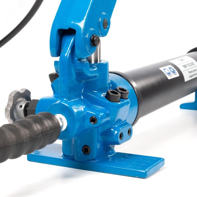 Помпа гидравлическая ручная ПМР-7010 Помпа гидравлическая ручная ПМР-7010