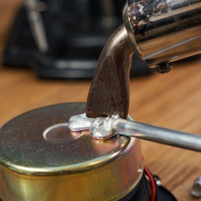 Припой пруток ПОС-61, Ø8мм, длина 400мм, ГОСТ 21931-76, олово 61%, свинец 39% (упак. 1 шт) REXANT Припой пруток ПОС-61, Ø8мм, длина 400мм, ГОСТ 21931-76, олово 61%, свинец 39% (упак. 1 шт) REXANT