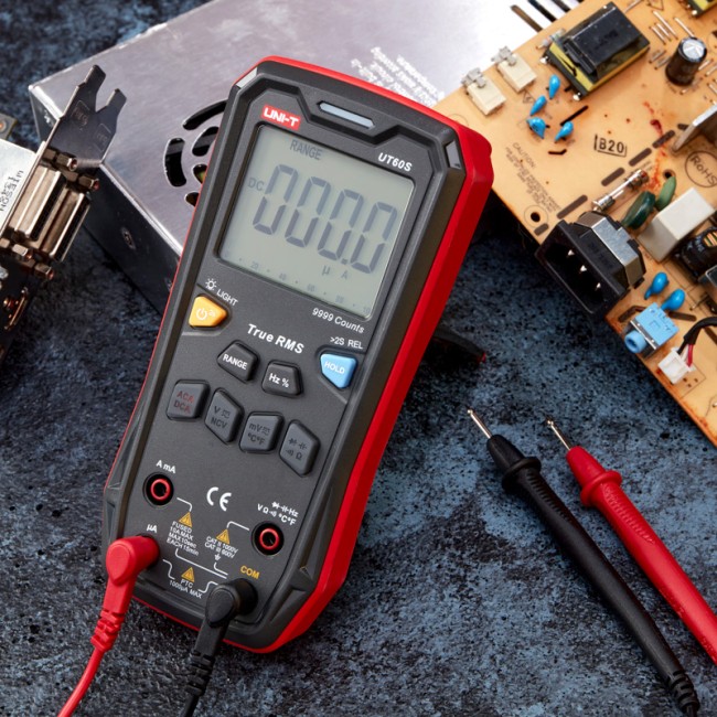 Профессиональный мультиметр UNI-T 60S