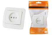 Розетка 2П 10А c защитными шторками белая "Валдай" TDM Розетка 2П 10А c защитными шторками белая "Валдай" TDM