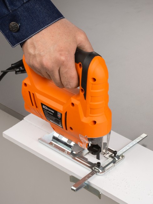 Лобзик электрический ЛЭ-580/65, мощ. 580 Вт, пропил 65 мм, 3000 ход/мин, шнур 3 м, "Рубин" ТDM Лобзик электрический ЛЭ-580/65, мощ. 580 Вт, пропил 65 мм, 3000 ход/мин, шнур 3 м, "Рубин" ТDM