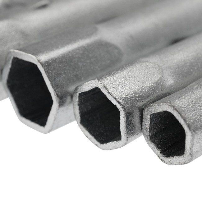 Набор ключей-трубок торцевых 8х17мм, вороток, оцинкованные, 6 шт REXANT Набор ключей-трубок торцевых 8х17мм, вороток, оцинкованные, 6 шт REXANT