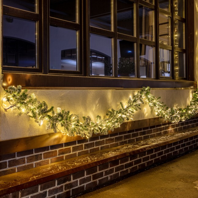 Заснеженный еловый шлейф NEON-NIGHT 2.7 м, Ø 26 см, ПВХ Заснеженный еловый шлейф NEON-NIGHT 2.7 м, Ø 26 см, ПВХ