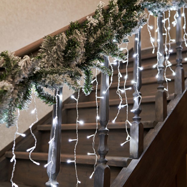 Заснеженный еловый шлейф NEON-NIGHT 2.7 м, Ø 26 см, ПВХ Заснеженный еловый шлейф NEON-NIGHT 2.7 м, Ø 26 см, ПВХ