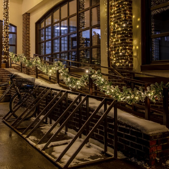 Заснеженный еловый шлейф NEON-NIGHT 2.7 м, Ø 26 см, ПВХ Заснеженный еловый шлейф NEON-NIGHT 2.7 м, Ø 26 см, ПВХ