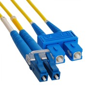Патч-корд оптический переходной (SM), 9/125 (OS2), LC/UPC-SC/UPC, (Duplex), LSZH, 1м REXANT Патч-корд оптический переходной (SM), 9/125 (OS2), LC/UPC-SC/UPC, (Duplex), LSZH, 1м REXANT
