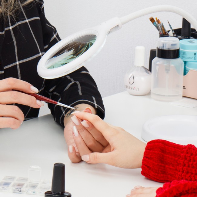 Лупа настольная 3D с подсветкой 30 SMD LED, подставка+прищепка, ø95мм, белая REXANT Лупа настольная 3D с подсветкой 30 SMD LED, подставка+прищепка, ø95мм, белая REXANT