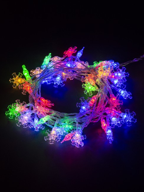 Гирлянда светодиодная "Снежинки" 50LED, 5м, 8 режимов, многоцвет., прозр. шнур, 250 В, TDM Гирлянда светодиодная "Снежинки" 50LED, 5м, 8 режимов, многоцвет., прозр. шнур, 250 В, TDM