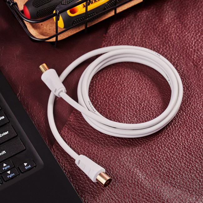 Шнур ТВ гнездо - ТВ штекер, 1,5м, белый REXANT Шнур ТВ гнездо - ТВ штекер, 1,5м, белый REXANT