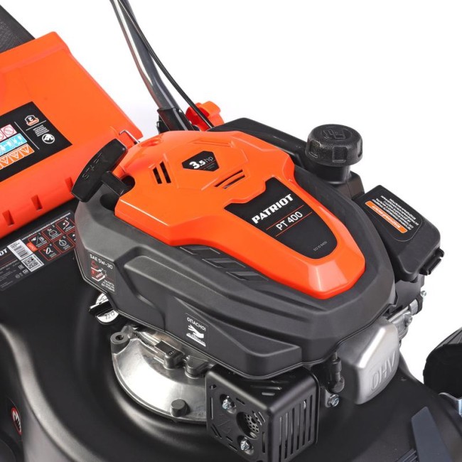 Газонокосилка бензиновая PT 400 41см 3.5л.с 130сс трав. 45л ткань 3 уровня (25-65) метал. Дека PATRIOT 512109400 Газонокосилка бензиновая PT 400 41см 3.5л.с 130сс трав. 45л ткань 3 уровня (25-65) метал. Дека PATRIOT 512109400