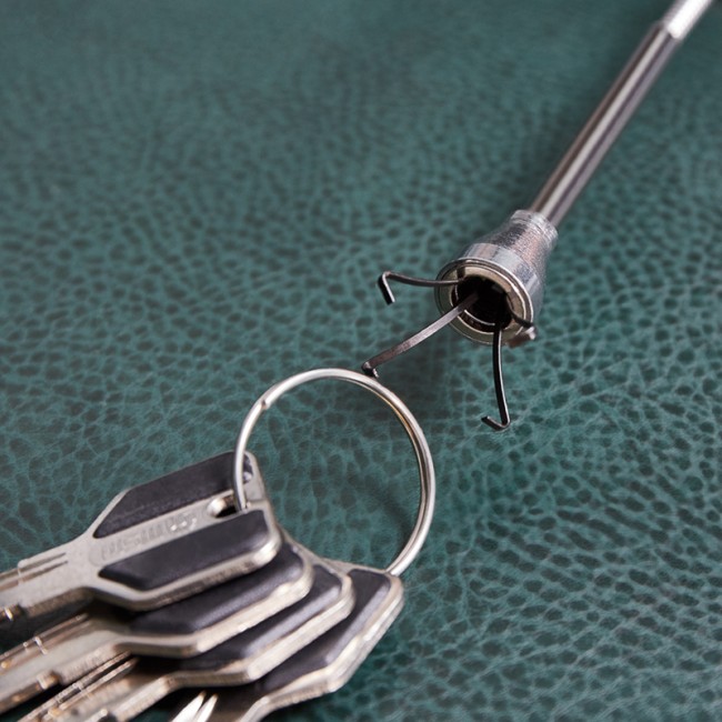 Захват магнитный цанговый 4 лапки, 610мм, (удержание 2кг) REXANT Захват магнитный цанговый 4 лапки, 610мм, (удержание 2кг) REXANT